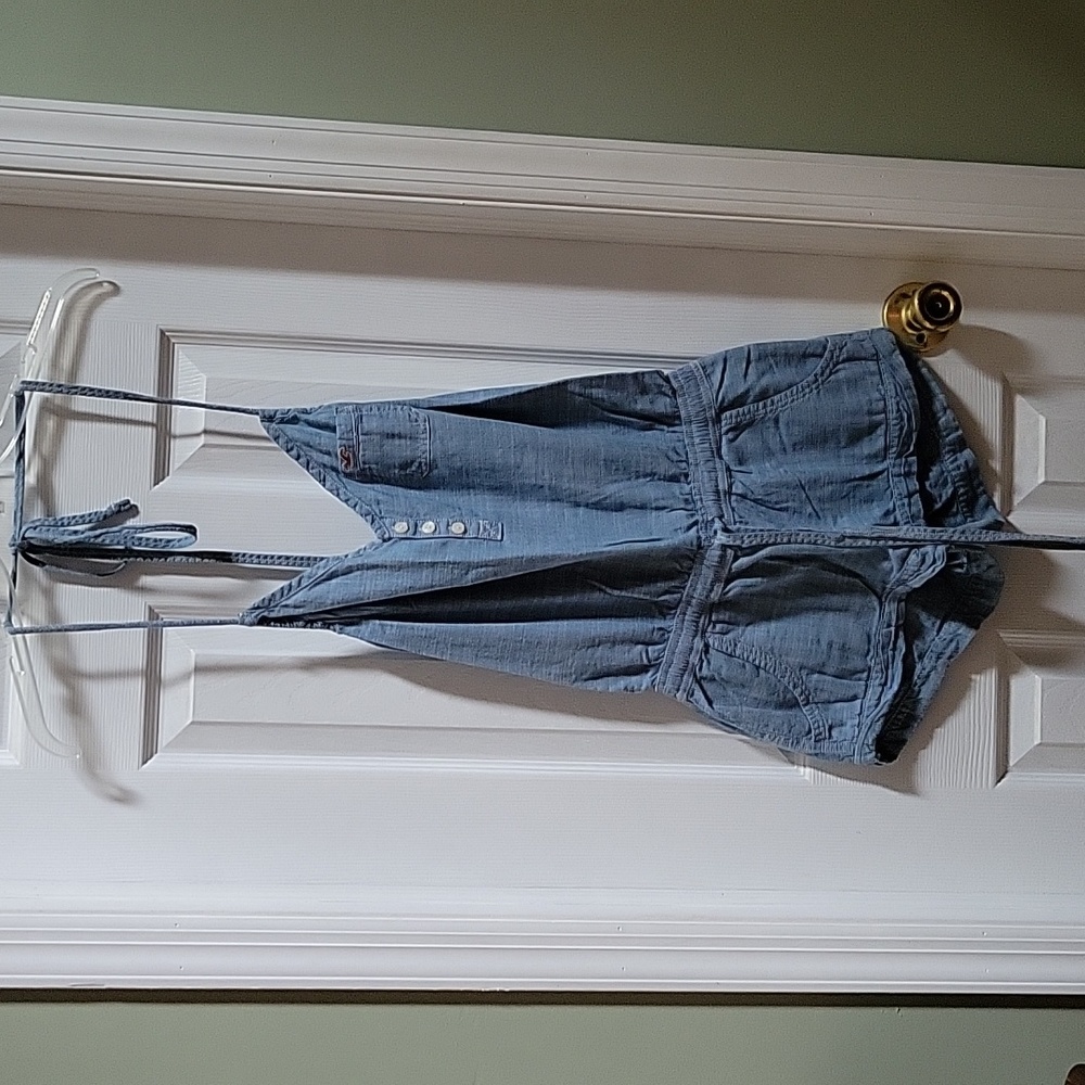 Hollister Romper Blue Chambray Cotton 💙 😍